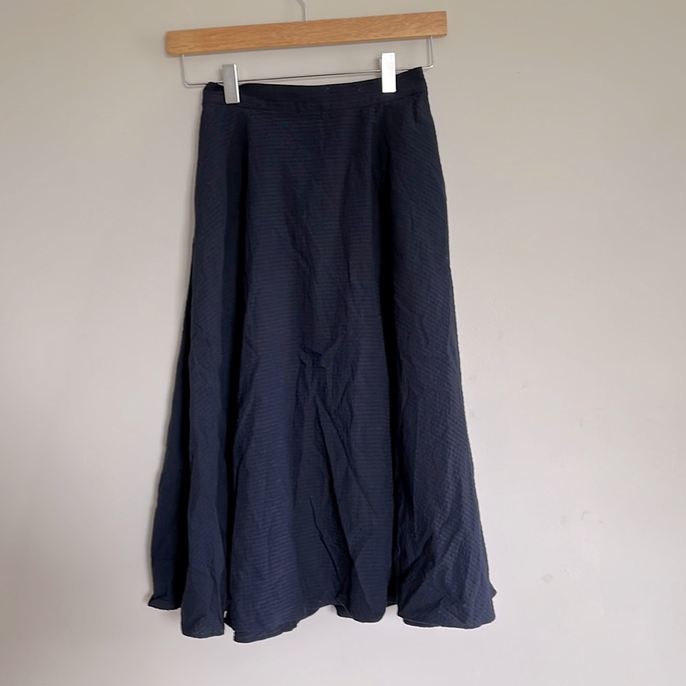Uniqlo Seersucker Navy Blue Circle Skirt SMALL